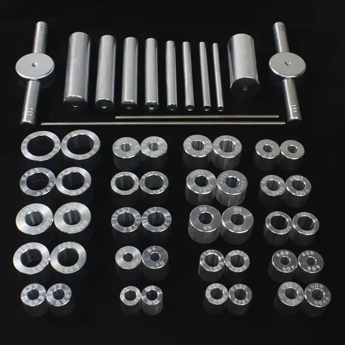 Kit d'outils pour l'installation et le démontage de roulements de moyeu de vélo