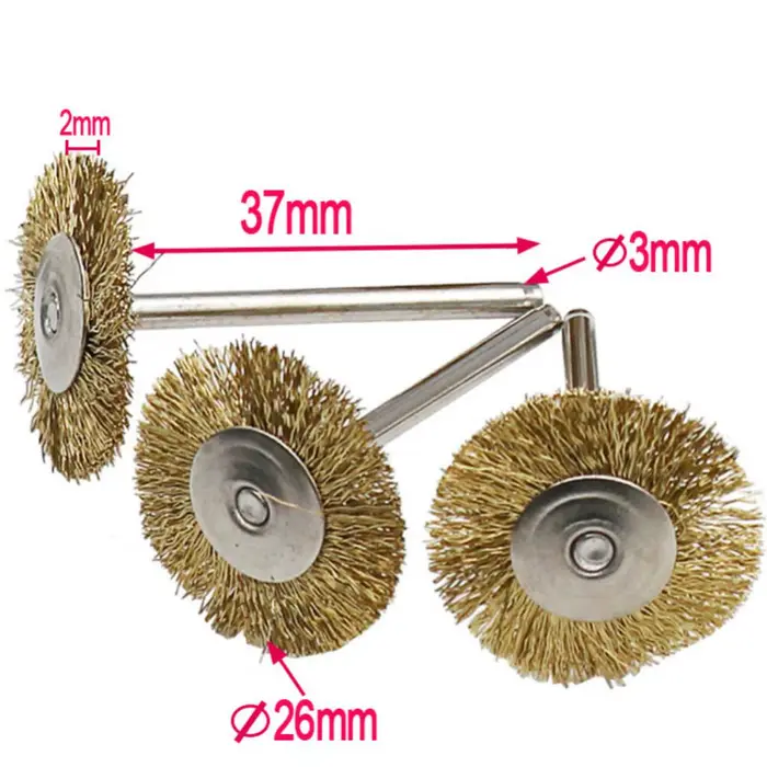 Brosse en laiton avec roues métalliques en acier