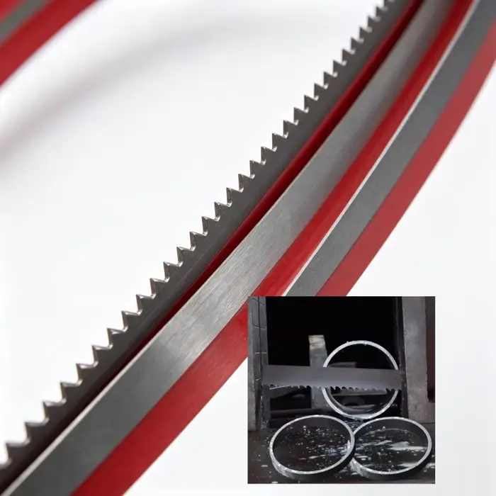 Lame de scie à ruban bimétallique M42 pour la coupe des métaux 1638 mm x 13 mm x 0,6 mm x 14 dents p
