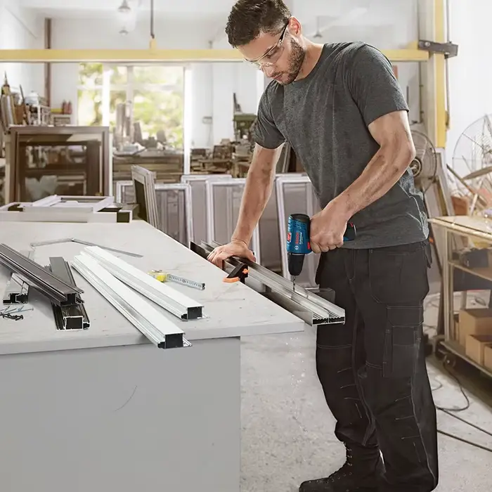 Perceuse électrique au lithium Bosch GSR 120-LI 12V