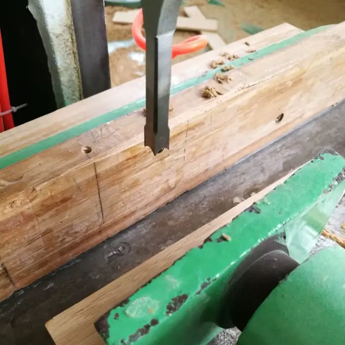 Jeu de forets pour trous carrés