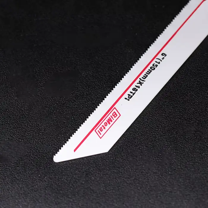Lame de Scie Sabre S922EF 18TPI BIM