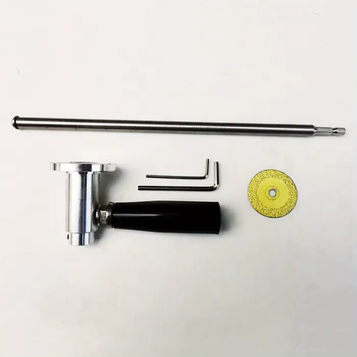 Coupeur intérieur de tuyau en PVC avec roue de coupe en grain de diamant et poignée adapté pour une