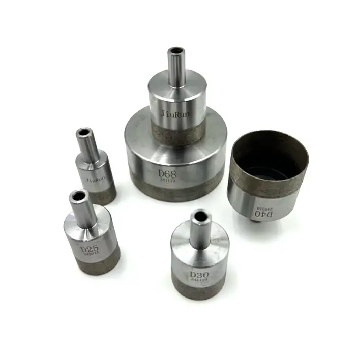 Lot de 8 forets diamantés pour outils électriques