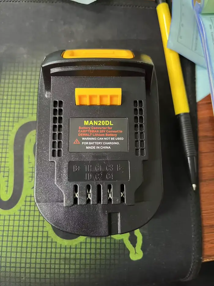 Adaptateur de batterie pour convertisseur