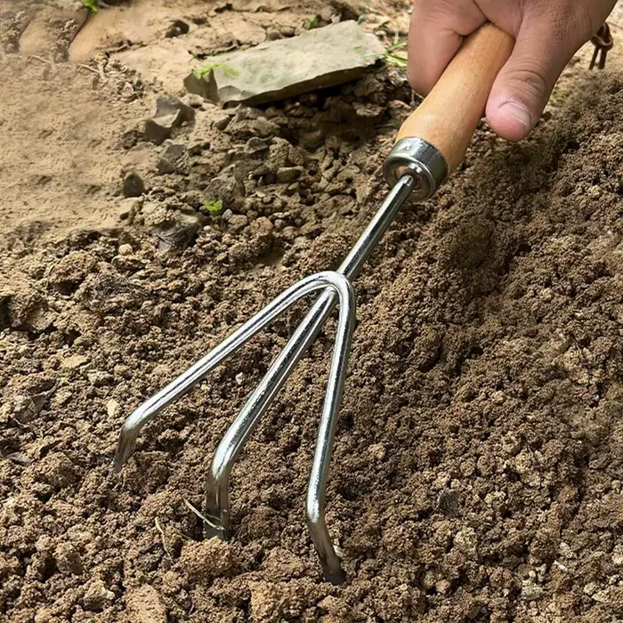 Outil de jardin manuel : pelle large