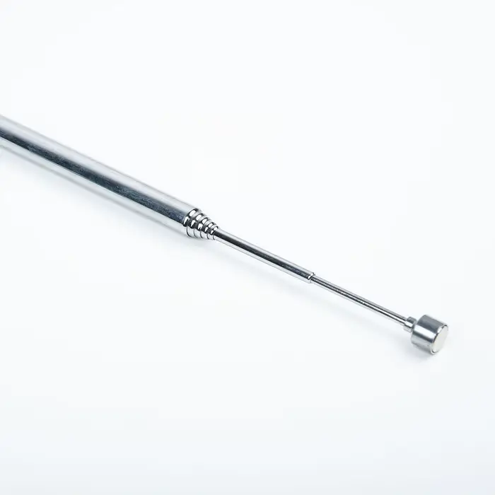 Stylo magnétique télescopique