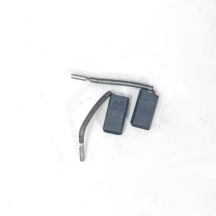 Brosses en carbone pour meuleuse d'angle