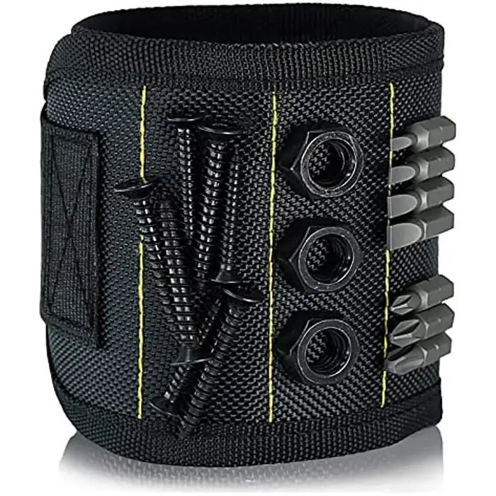 Bracelet magnétique pour maintenir les vis