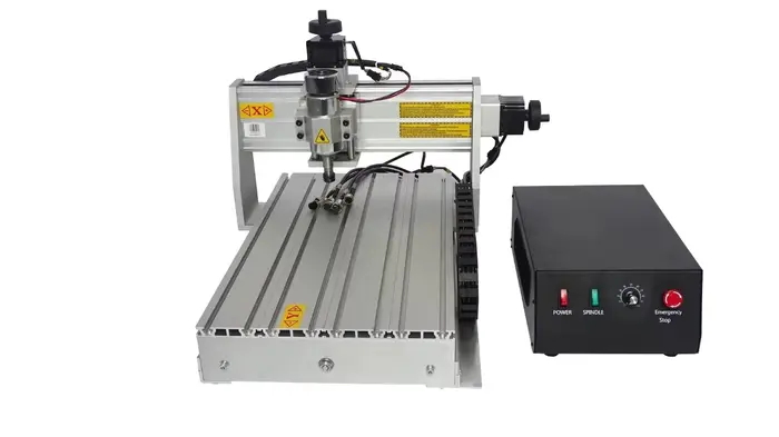 Mini-machine CNC pour le travail du bois avec fonction rotative MACH3. CNC3020