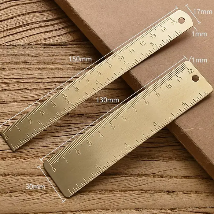 Règle droite multifonction en laiton 12/15 cm