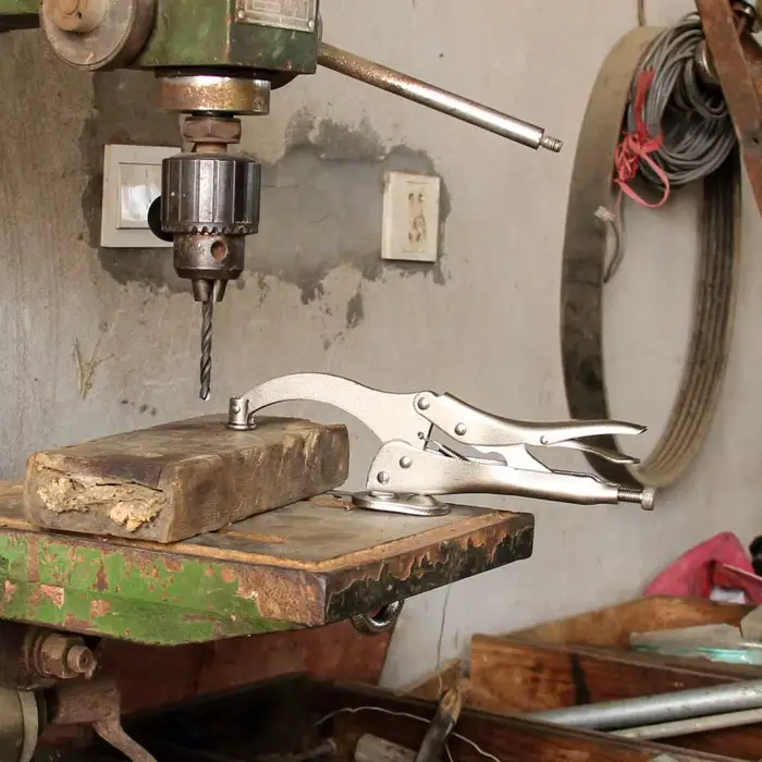 Nouveau 9in perceuse presse étau pince travail du bois tenant avec serrure et levier de déverrouillage