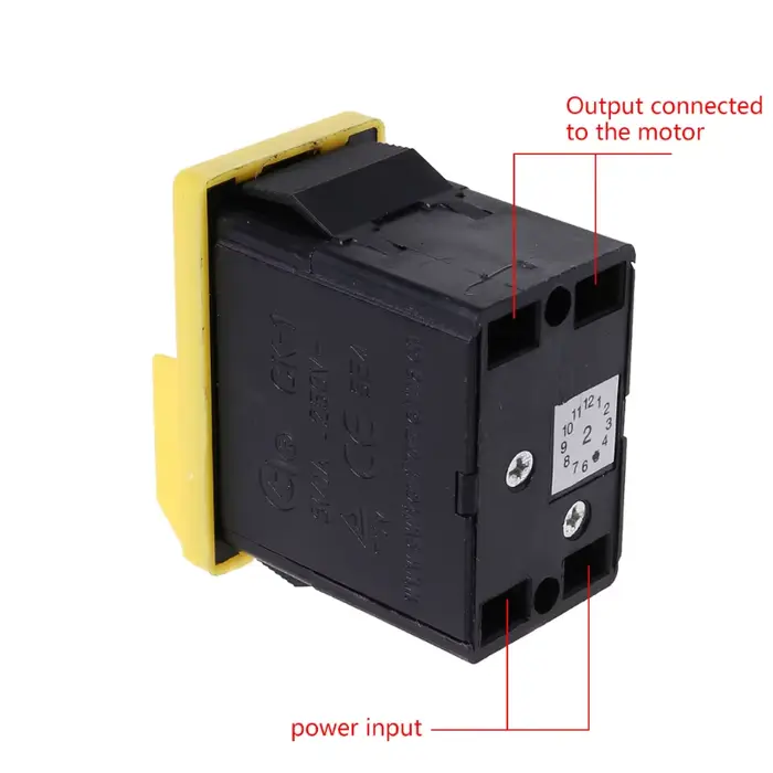 Bouton poussoir électromagnétique étanche
