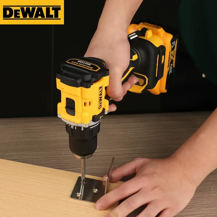 Kit combiné perceuse à percussion sans fil DEWALT DCD805 20V