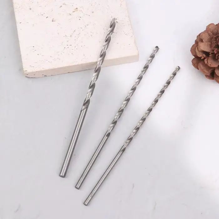 Kit de 5 forets hélicoïdaux de 2 mm