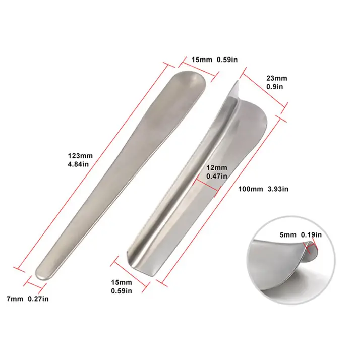 Truelle d'angle ergonomique pour le plâtrage mural