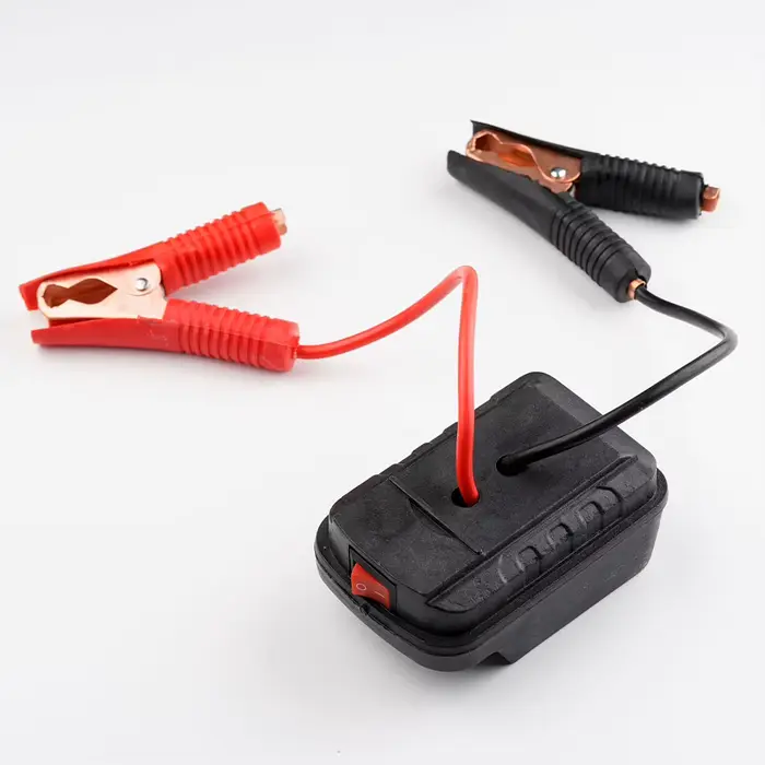 Démarreur d'urgence de voiture pour Booster de batterie au Lithium Makita