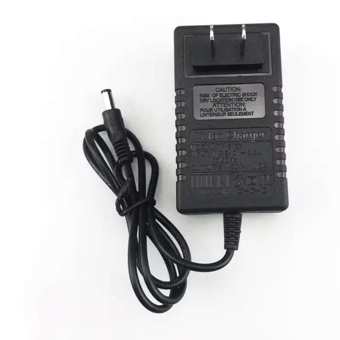 Chargeur pour batterie au lithium 21V 24V 26V