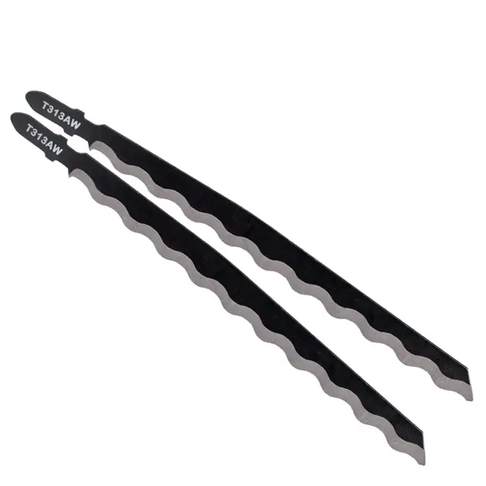 1 lame de scie universelle - 152 mm de long