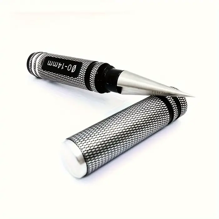 Poinçon de trous d'expansion de modèle manuel