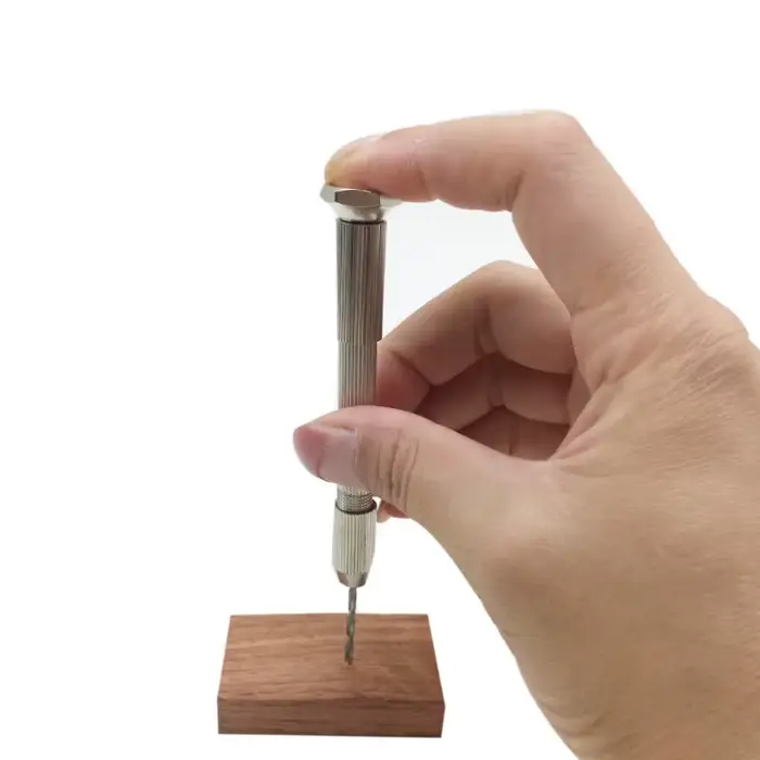 Mini perceuse manuelle de précision