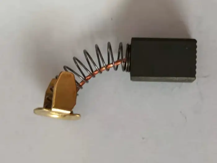 Brosses en carbone pour moteur électrique Bosch