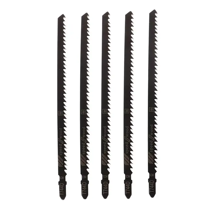Scie sauteuse longue T744D