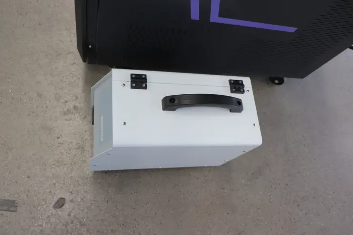 Machine de soudage Laser portative avancée 2000W 3000W 3 en 1