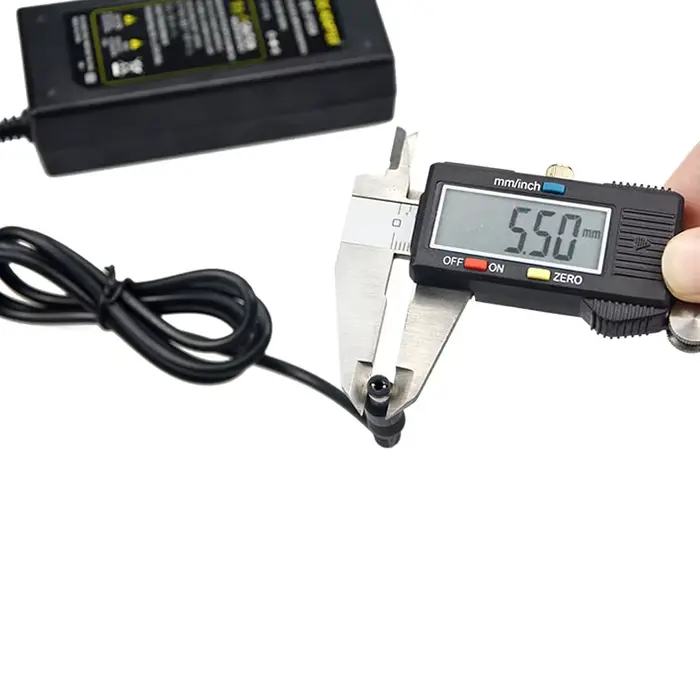 Alimentation électrique noire