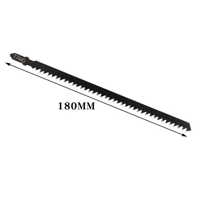 Scie sauteuse longue T744D