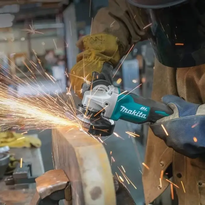 Meuleuse d'angle sans fil Makita DGA404 125MM 2026