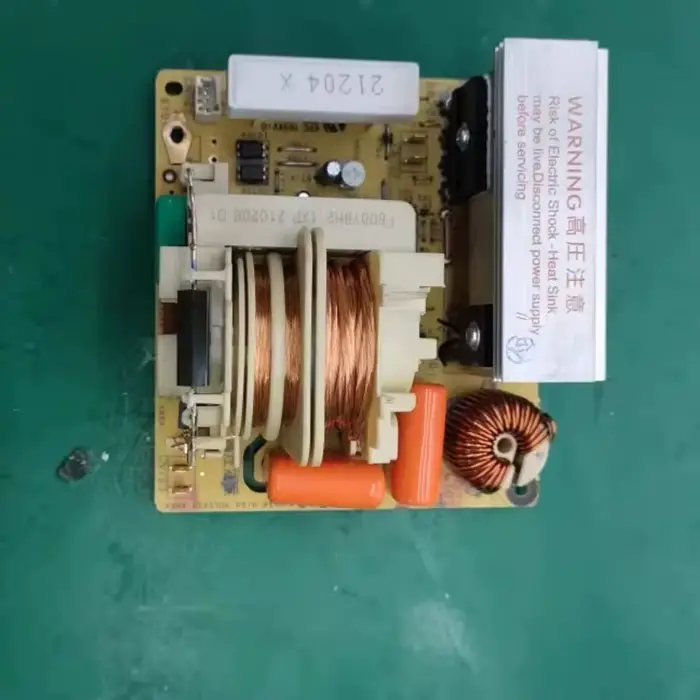 Le convertisseur de fréquence d'origine F66459X92AP pour fours à micro-ondes est utilisé pour la maintenance et le remplacement.