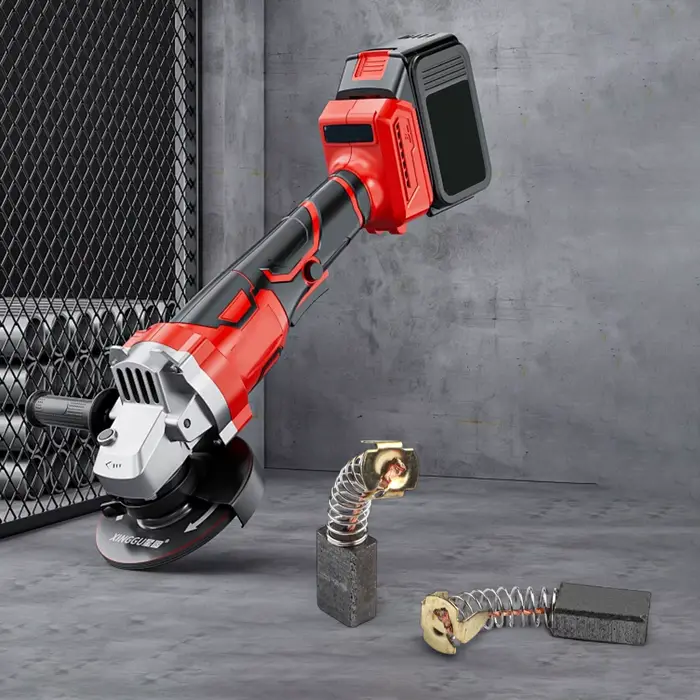 Jeu de brosses en carbone CB103