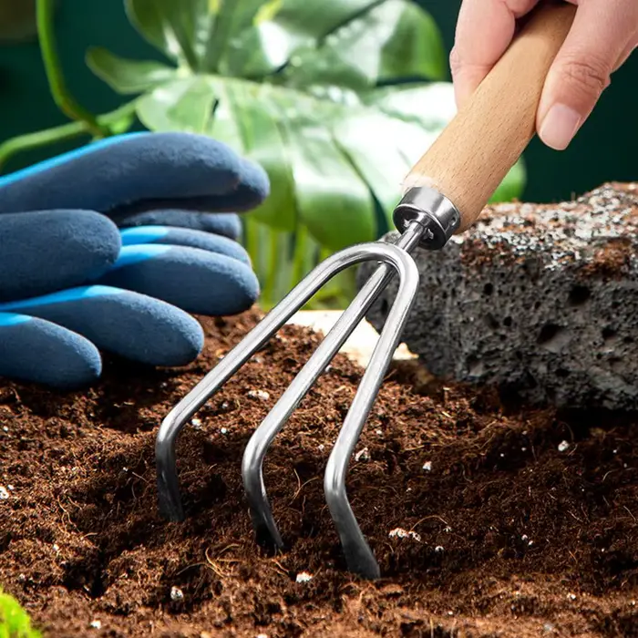Outil de jardin manuel : pelle large
