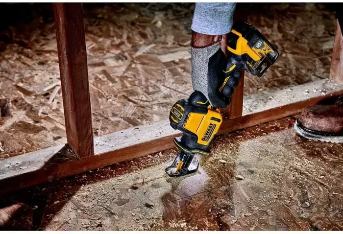 Scie sauteuse DEWALT DCS369 20V MAX*