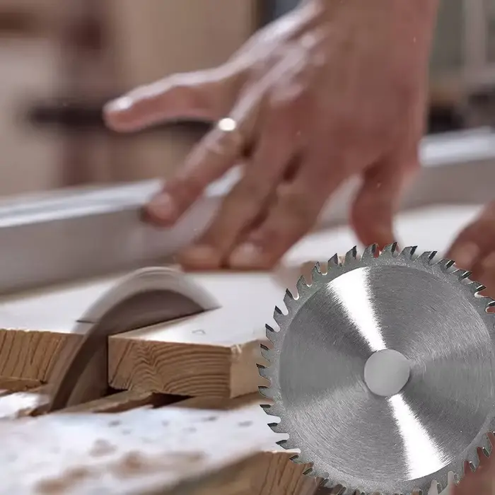 Lame de scie circulaire bidirectionnelle à pointe carbure à 40 dents