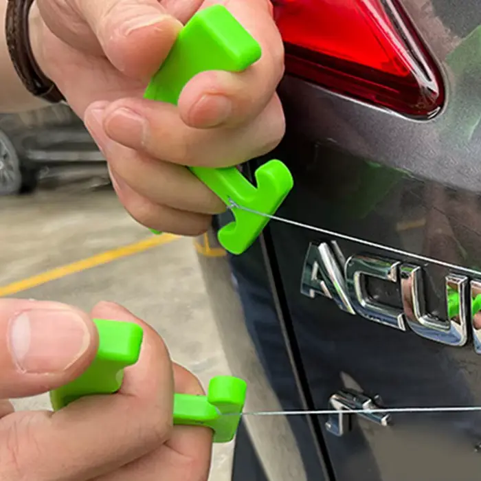  Outil de démontage d'emblèmes de voiture