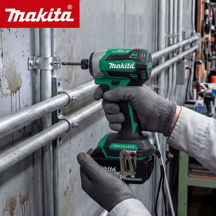 Makita DTD173 Visseuse à chocs sans balais | 180 Nm de couple maximal avec mode T pour le travail du bois, des boulons et des métaux