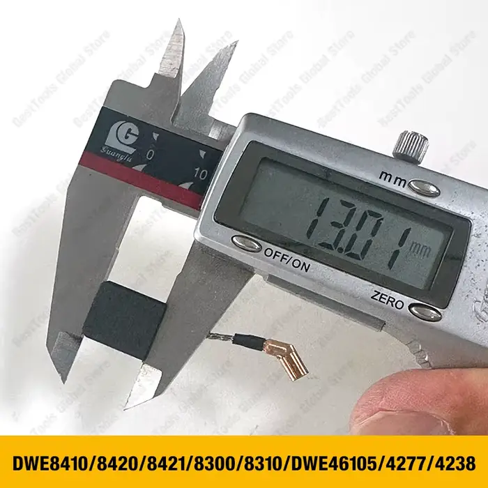 Dewalt Paire de brosses NA143119 NA121485 DWE4238 DWE4246 DWE4257 4277 DWE46105 DWE4203 4205 DWE4206 DWE4207 DWE4217 DWE4227 8410 8410