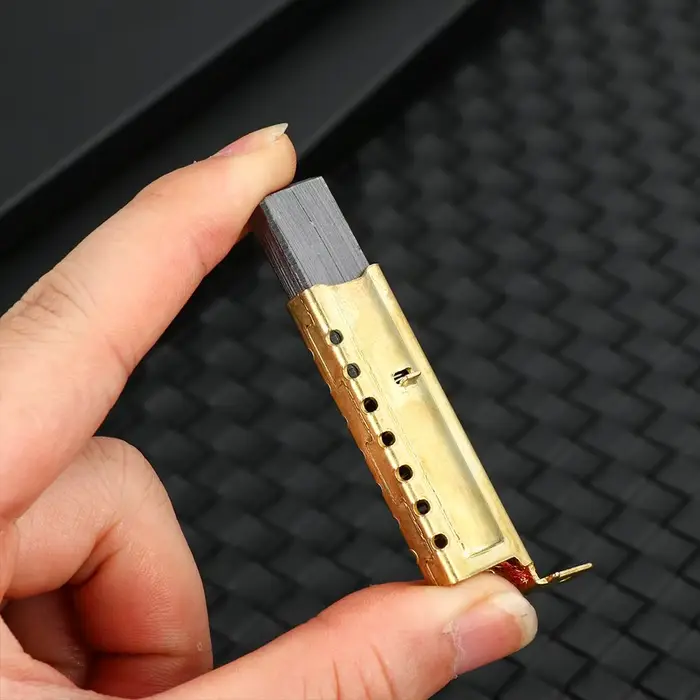 Outils à main, pièces d'appareils électroménagers