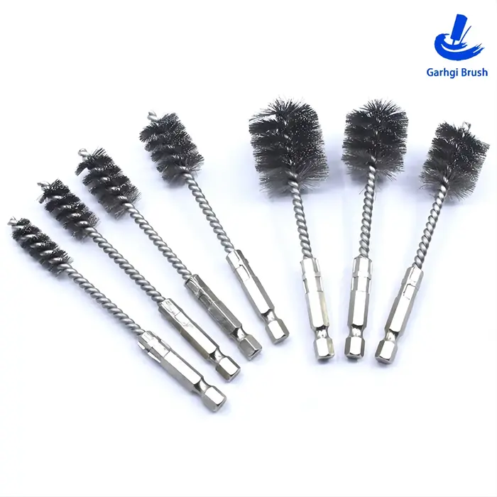 Brosse métallique à tige hexagonale de 1/4 pouces