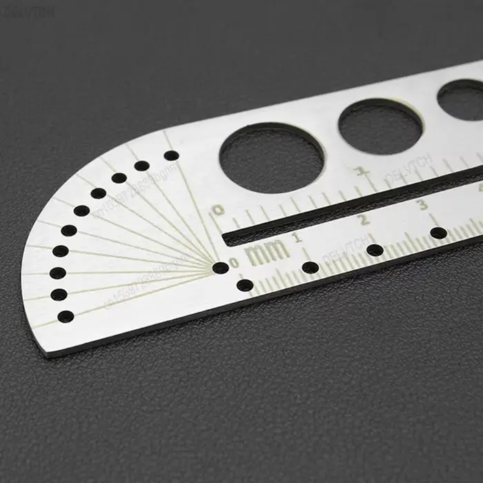 Règle droite multifonctionnelle en acier inoxydable